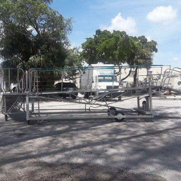 Aircraft Ground Support Equipment | Passenger Stairs GSE